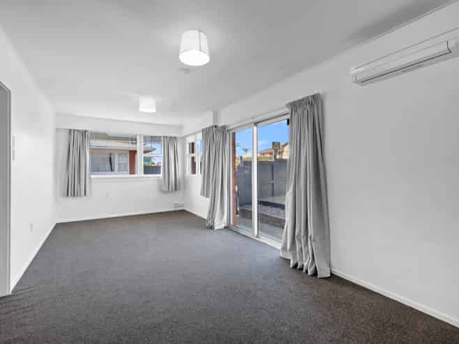1/306 Devon Street West, New Plymouth