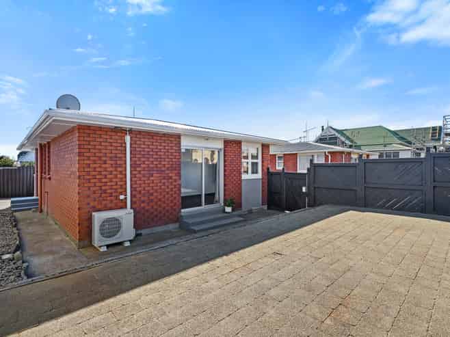 1/306 Devon Street West, New Plymouth