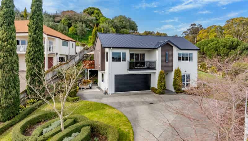 17 Iona Road, Havelock North