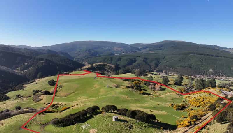 121 Silverstream Valley Road, North Taieri