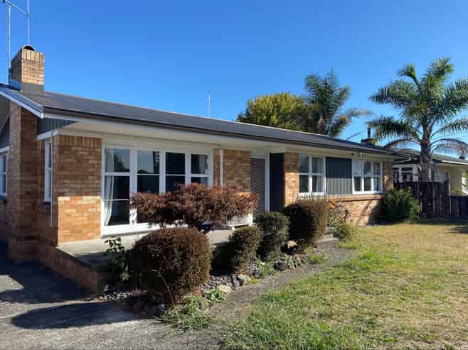 211 Sandwich Road, Saint Andrews