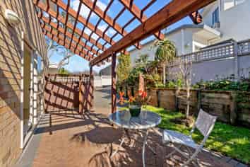 1/89 Litten Road, Cockle Bay