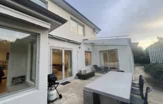 a/9 Beverley Street, Merivale
