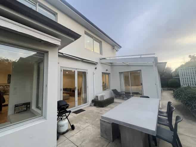 a/9 Beverley Street, Merivale
