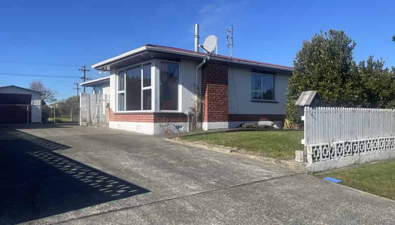 18  Dunbeath Crescent, Kew
