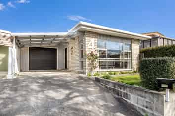 4 Langley Avenue, Milson