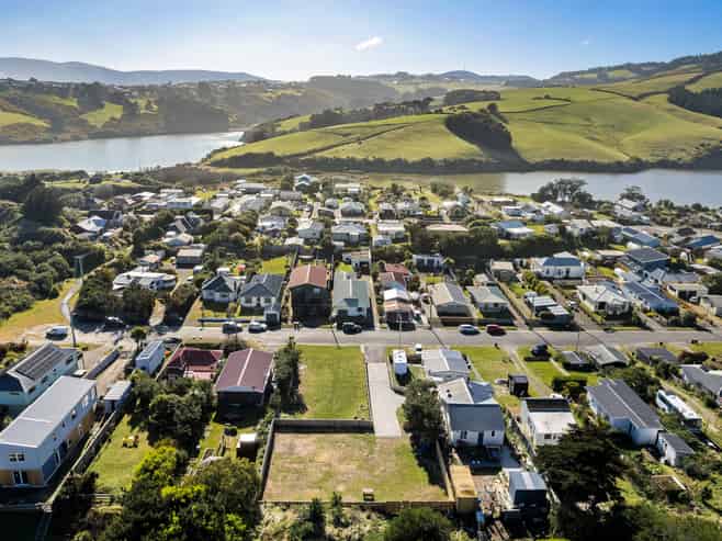 B/23 Luke Street, Ocean Grove