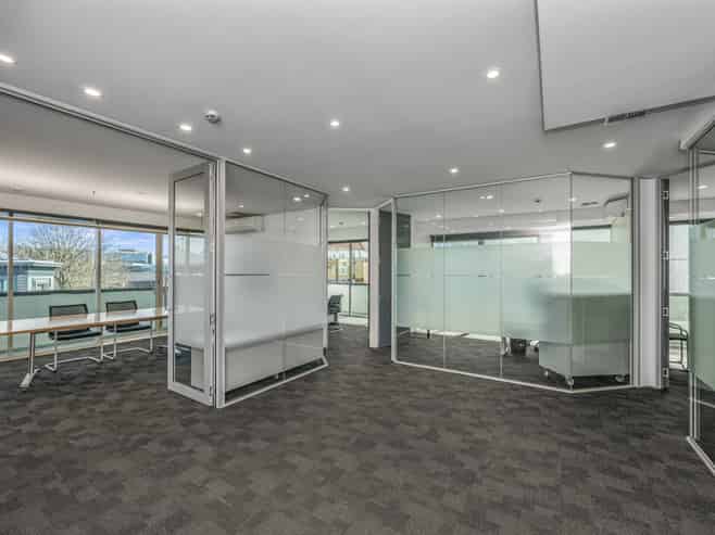 Premium Parnell office