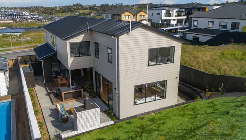 183 Te Oneroa Way, Long Bay