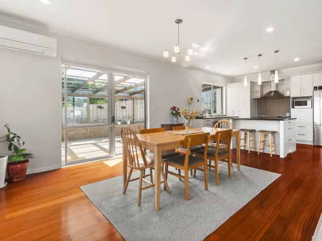 45A Sycamore Drive, Sunnynook
