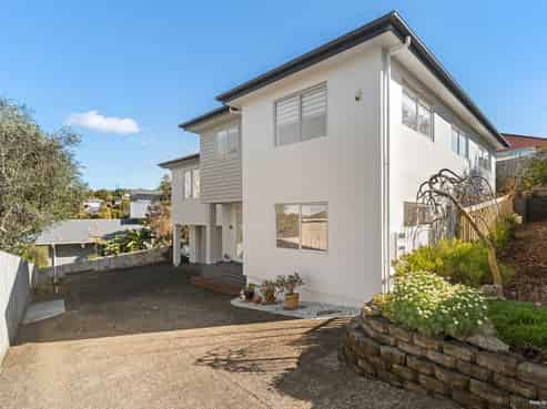 45A Sycamore Drive, Sunnynook