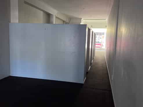 Retail Option On The Hill