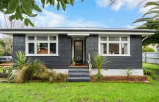 2 Lee Street, Southbridge