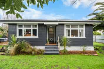 2 Lee Street, Southbridge