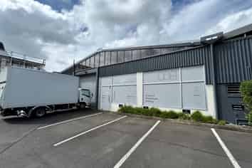 Rare Industrial Parnell Opportunity
