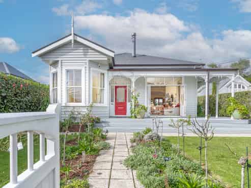 7 Queen Street, Northcote Point