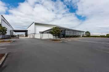 A Grade Warehousing 9.5m stud