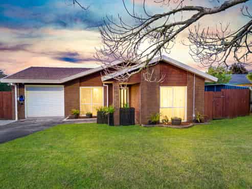 36 Meynell Court, Glen Eden