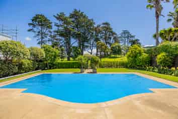 280 Riddell Road, Glendowie