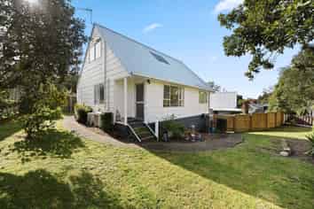 52B Pelorus Street, Glenview