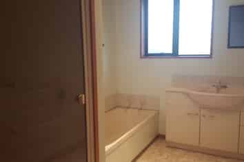 1735 Cust Road, Cust