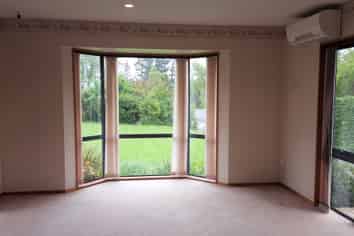 1735 Cust Road, Cust