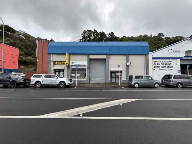 300 sqm Warehouse – Minutes from the CBD