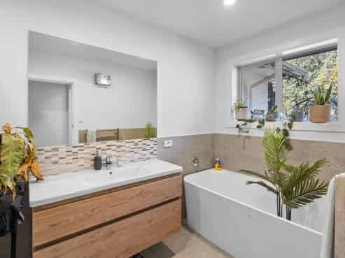 687 Weedons Ross Road, West Melton