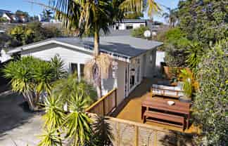 1/16A Bardia Street, Belmont