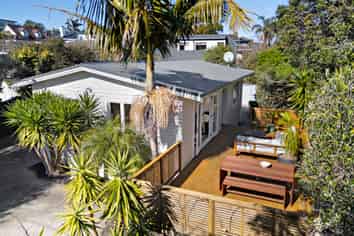 1/16A Bardia Street, Belmont
