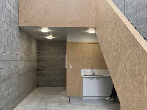 56sqm with roller door - ideal for owner-occupiers
