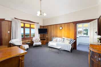 56 Beach Road, Collingwood