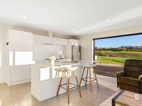76 Munros Road, Clevedon