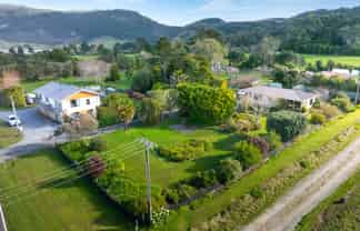1325 Collingwood-puponga Main Road, Collingwood