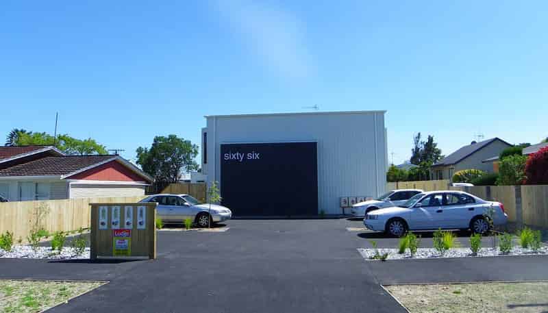 1B/66 May Street, Hillcrest