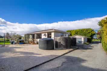 1327 Collingwood-Puponga Main Road, Collingwood