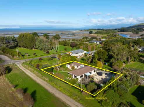 1327 Collingwood-puponga Main Road, Pakawau