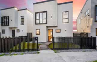 10 Greenbrier Street, Westgate