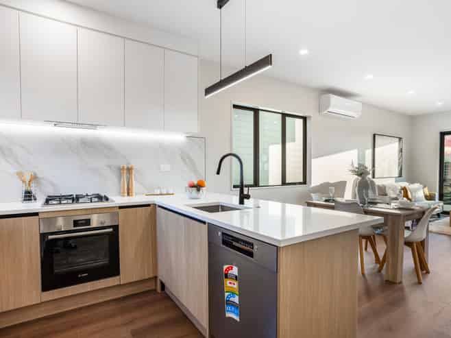 10 Greenbrier Street, Westgate