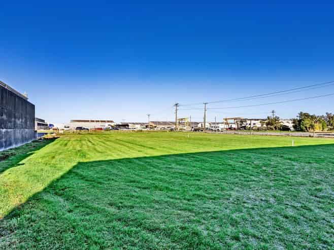 Industrial Development Site - Corner Profile