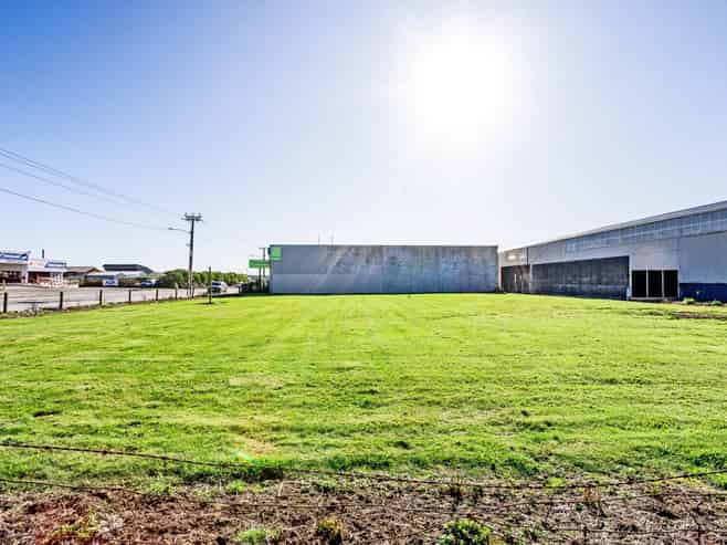 Industrial Development Site - Corner Profile