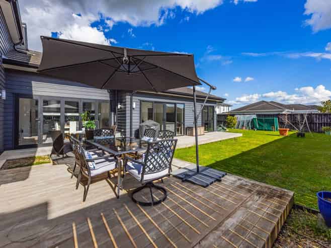 10 Brumbie Way, Karaka