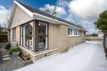 81 Carisbrooke Street, Aranui