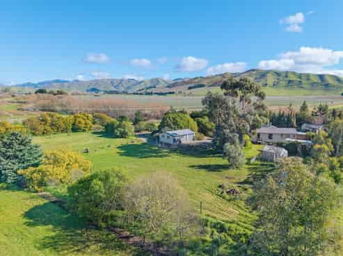 1960 Redwood Pass Road, Seddon