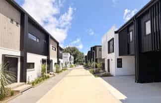 Lot 8/23 & 25 Sullivan Avenue, Mangere Bridge