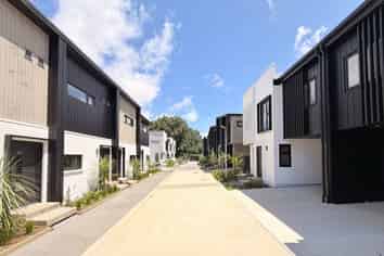 Lot 8/23 & 25 Sullivan Avenue, Mangere Bridge