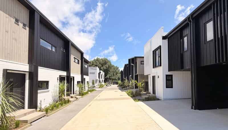 Lot 8/23 & 25 Sullivan Avenue, Mangere Bridge