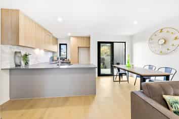 Lot 8/23 & 25 Sullivan Avenue, Mangere Bridge