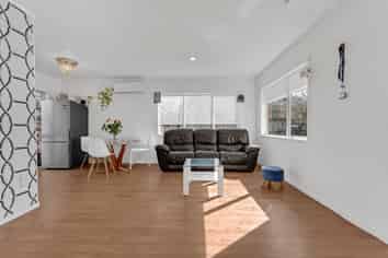 2/40 Chartwell Avenue, Glenfield