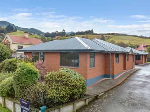 66 Hall Road, Sawyers Bay